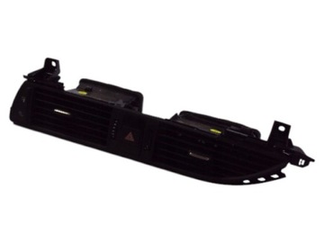 фото thumb №1, Ґрати повітропровід панель аварійних audi a6 c7