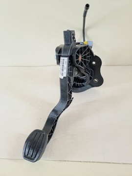 фото thumb №1, Педаль сцепления помпа peugeot expert iii 3 17r европа