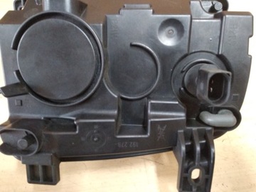 фото thumb №10, Vw scirocco iii 1k8 лампа поворотник права hella 192.279-16 eur.