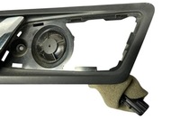фото thumb №8, Задня ліва ручка внутрішня skoda yeti 5l 1z0837247 1.97l дизель 2016