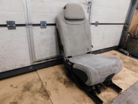 фото thumb №4, Citroen c4 grand picasso 2.0 сиденье задняя левый