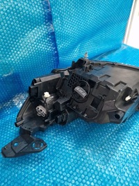 фото thumb №10, Peugeot 2008 2 лампа передняя правая