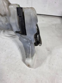 фото thumb №8, Ford kuga i mk1 3m5113k163cc бак бачок склоомивача ксенон оригінал