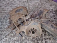 Toyota yaris 1 99-05 вісь  задня балка задній гальмівні барабани abs в Україні, фото thumb