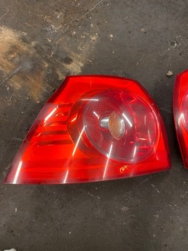 фото thumb №2, Vw golf v лампа зад 1k6945111c 1k6945112c