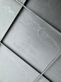 фото thumb №16, Hyundai h350 14r- нижний бардачок консоли 84722-59000