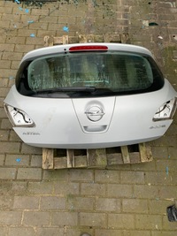 фото thumb №1, Opel astra j крышка багажника задняя багажника hb 5d