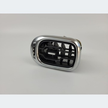 фото thumb №1, Решётка воздуховод citroen c3 picasso