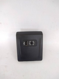 фото thumb №1, Роз'єм aux usb bmw 2 f45 f46