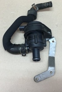 фото thumb №1, Vw audi r36 насос wody додаткова 1k0965561b