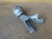 фото thumb №9, Audi a6 c6 2.0 tdi кронштейн подушка двигателя 4f0199382bg 4f0199308p