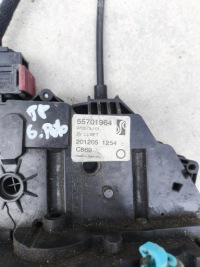 фото thumb №3, Замок двері центральний правий перед fiat grande punto 1.4 8v 55701964 e
