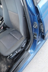 фото thumb №7, Прокладка двері лівий перед bmw e46 lift велюр