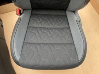 фото thumb №7, Сиденья заднее сиденье vw touran 2015- кожа+ материал 7 человек nowe комплект