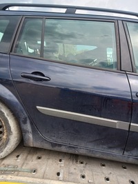 фото thumb №1, Дверь правые зад renault megane ii 2 универсал nv472 2006 год