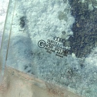 фото thumb №3, Скло двері права праві перед audi a2
