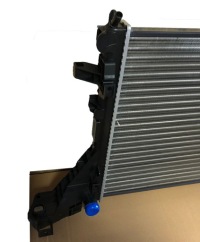 Радіатор води renault master 2.3 dci movano 2010- в Україні, фото thumb