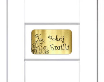 podklejona TABLICZKA NA DRZWI z imieniem dziecka