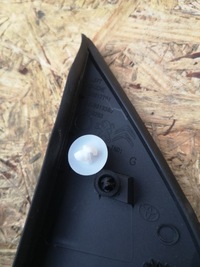 фото thumb №5, Toyota proace треугольник крыла заглушка 9808813280