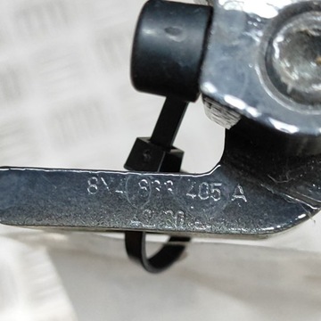 фото thumb №7, Volkswagen tiguan 2021 петля верхний дверь