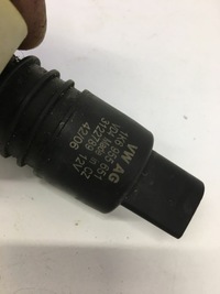 фото thumb №13, Volkswagen оригинальный номер 1k6955651 помпа омывателя окон