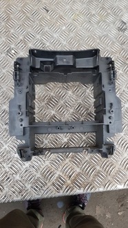 фото thumb №2, Mercedes w209 корзина рамка радіо a2096890016 корпус