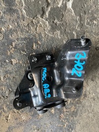 фото thumb №1, Nissan 370z кронштейн основание насоса abs