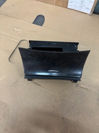 фото thumb №1, Бардачок попільничка mercedes clk w219