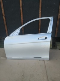 фото thumb №1, Mercedes c-klasa w204. двері ліва перед d020