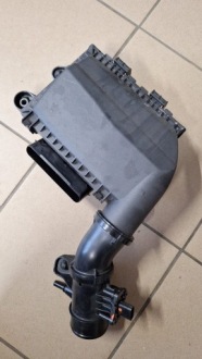 фото thumb №1, Корпус фільтра повітря renault austral e-tech 165003299r