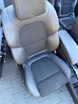 фото thumb №3, Espace v сидіння 7 осіб комплект оббивка напівшкіра шкіра