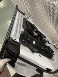 Дверь правый  задняя стекло tesla model 3 17- ppsw Цена, фото thumb