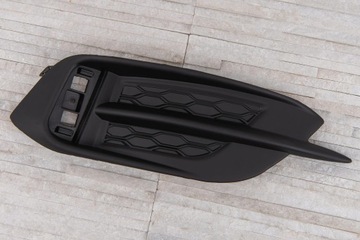 фото thumb №9, Honda civic x 2016-2019 заглушка заднего галоген левая 71508teat00