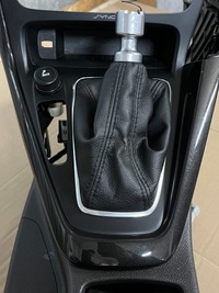 фото thumb №13, Ford focus mk3 рестайлинг 14- подлокотник туннель комплектный европа