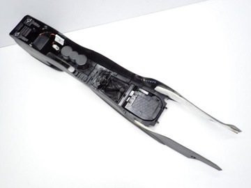 фото thumb №9, Тунель підлокітник панель рамка usb європа оригінал skoda scala 20r