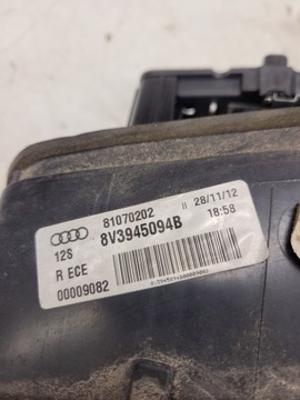 фото thumb №6, Лампа правый зад w крышка багажника audi a3 8v 3d 8v3945094b