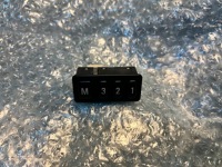 фото thumb №1, Bmw e38 e39 кнопка переключатель память сиденье 8352160