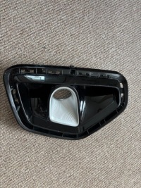 фото thumb №1, Kia stonic решётка противотуманной фары левая 86525-h8410