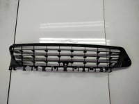 фото thumb №1, Решётка бампера средняя opel signum 13100588