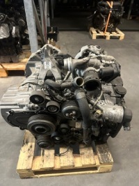 фото thumb №1, Двигатель land rover velar range rover 2.0 pt204