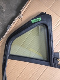 фото thumb №4, Скло двері трикутник правий задня прокладка kia sportage v