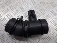 фото thumb №1, Труба впускная воздуха audi a2 1.6 fsi 8z0133356