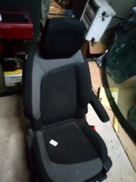 фото thumb №1, Citroen c4 picasso ii сидіння пасажира праві перед