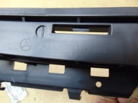 фото thumb №15, Кронштейн  бампера зад средний mercedes w213 a2138850765