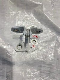 фото thumb №1, Jeep grand cherokee wk2 петля дверь задний правые