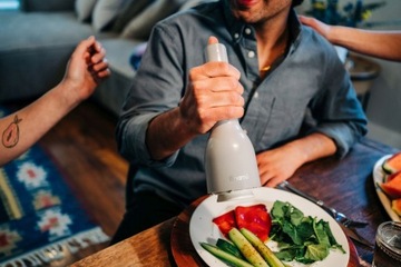 FINAMILL ЭЛЕКТРИЧЕСКАЯ МЕЛЬНИЦА ДЛЯ ПЕРЦА И СОЛИ + ДОПОЛНИТЕЛЬНЫЙ КОМПЛЕКТ КОНТЕЙНЕРОВ