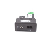 фото thumb №1, Porsche macan 95b разъём usb aux port plug 95b035252a