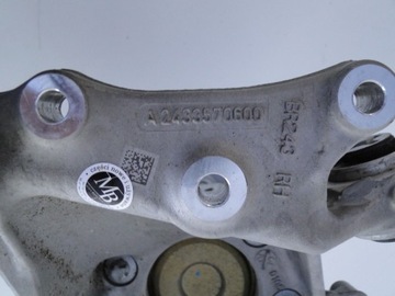 фото thumb №9, Mercedes eqb 243 x243 w243 поворотна опора ступиця задня права