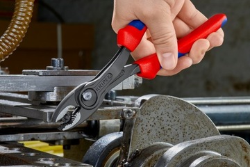 Универсальные плоскогубцы с удлиненной головкой TwinGrip 200 мм KNIPEX 82 02 200