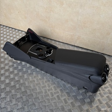 фото thumb №15, Сидіння шкіряні диван тунель комплект alfa romeo giulia 2017 рік